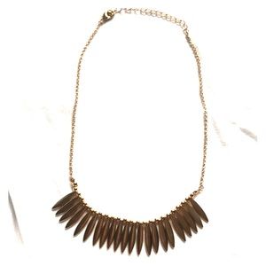 3/$20 🌟Gold petal necklace